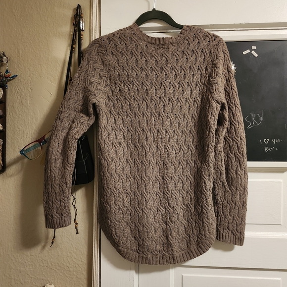 Jeanne Pierre Sweater - Picture 2 of 7